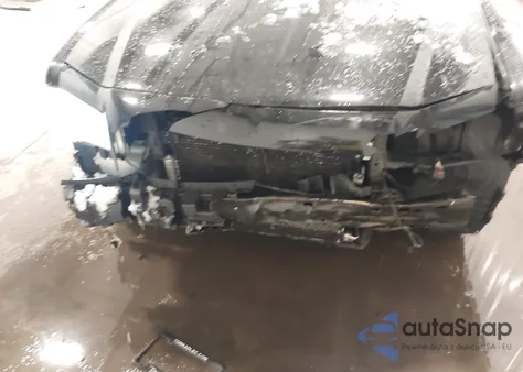 2016 Chrysler 300C Platinum z USA, uszkodzony, nr VIN 2C3CCASG3GH124181